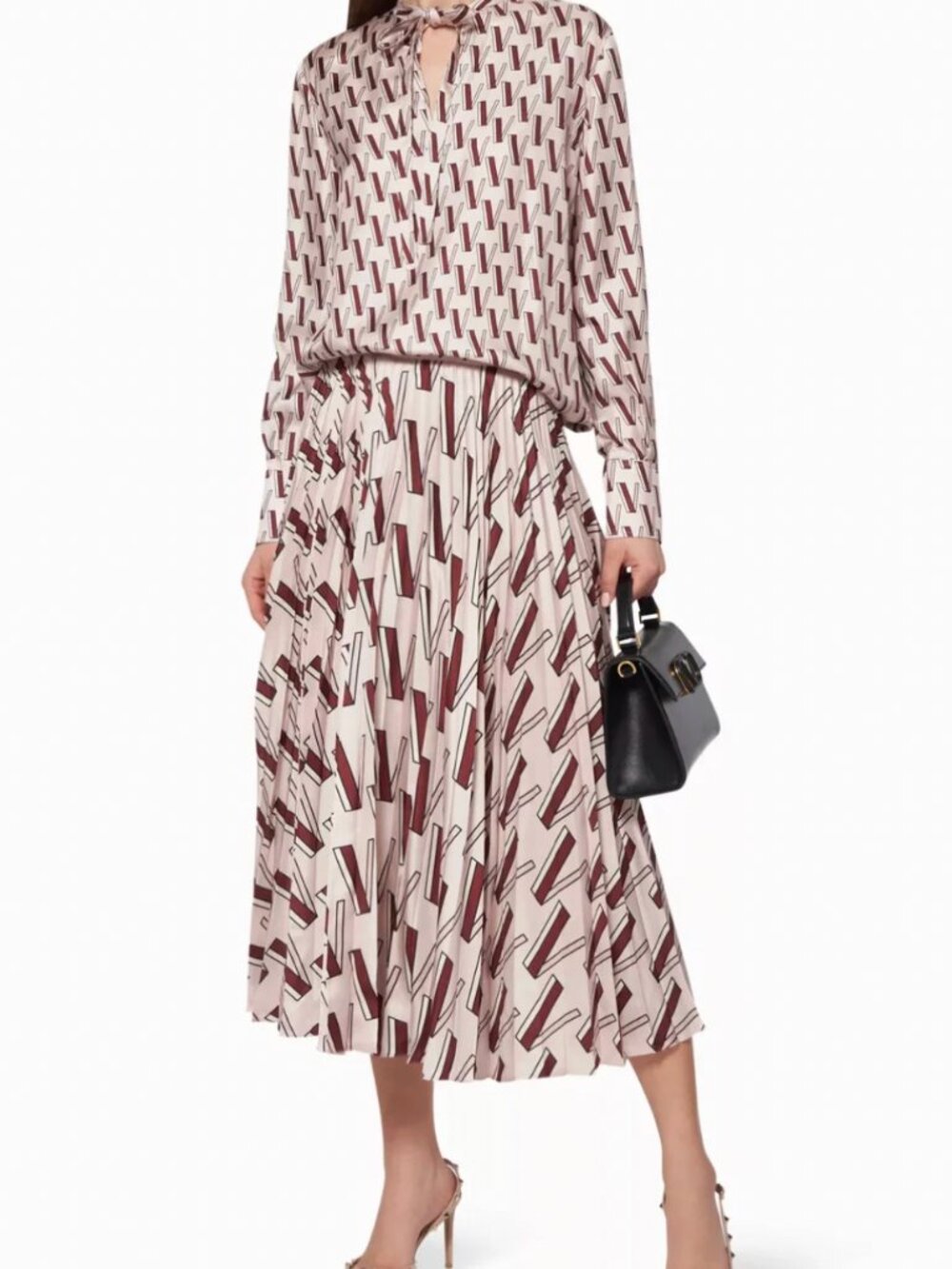 $2100 Valentino Ivory Blush Pink V Logo Plisse Pleated Silk Skirt size 4/IT 40